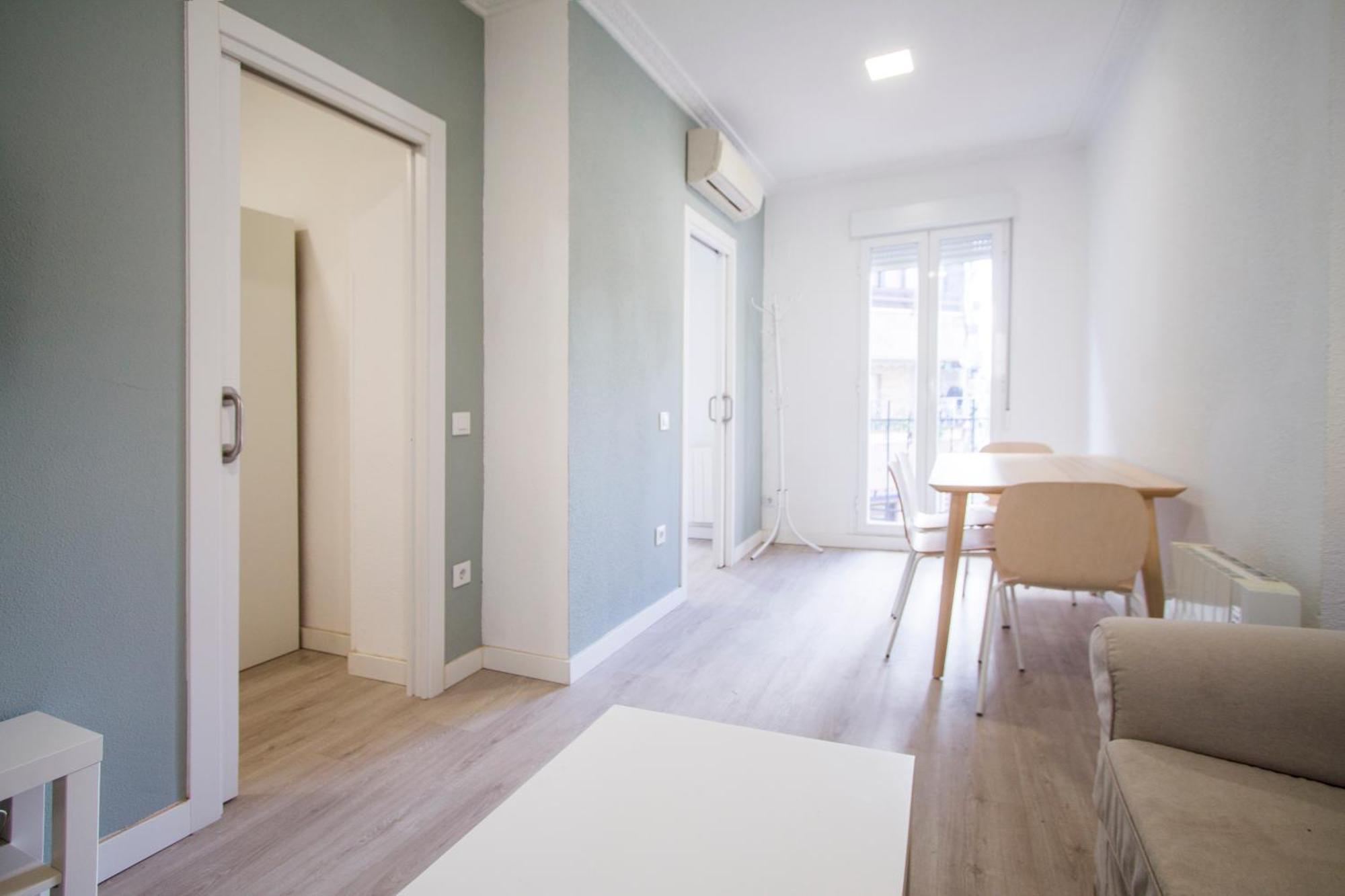 Apartamentos Tetuan Sandino Madrid Extérieur photo