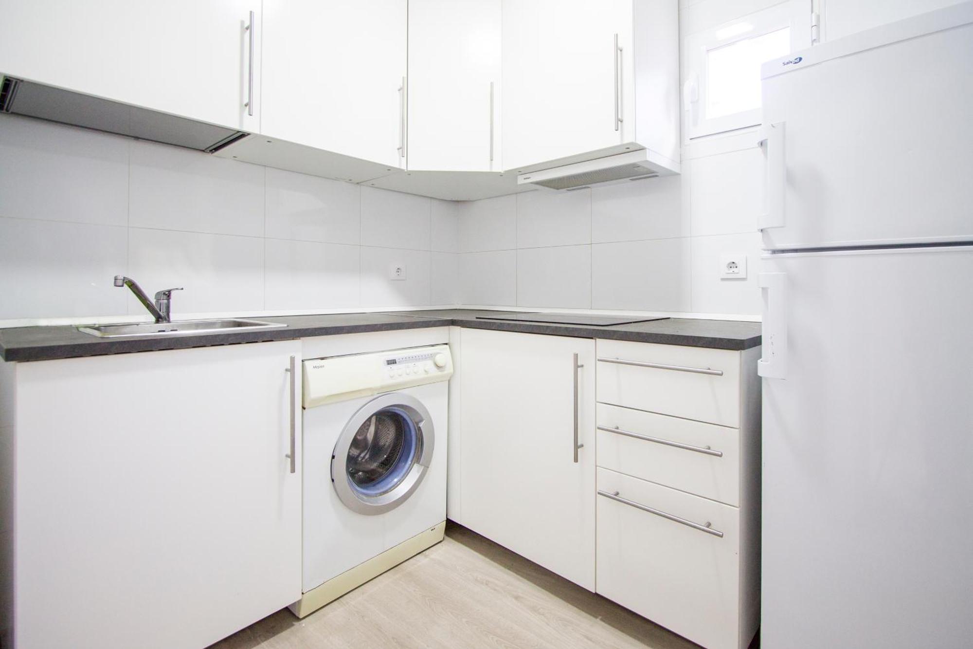 Apartamentos Tetuan Sandino Madrid Extérieur photo