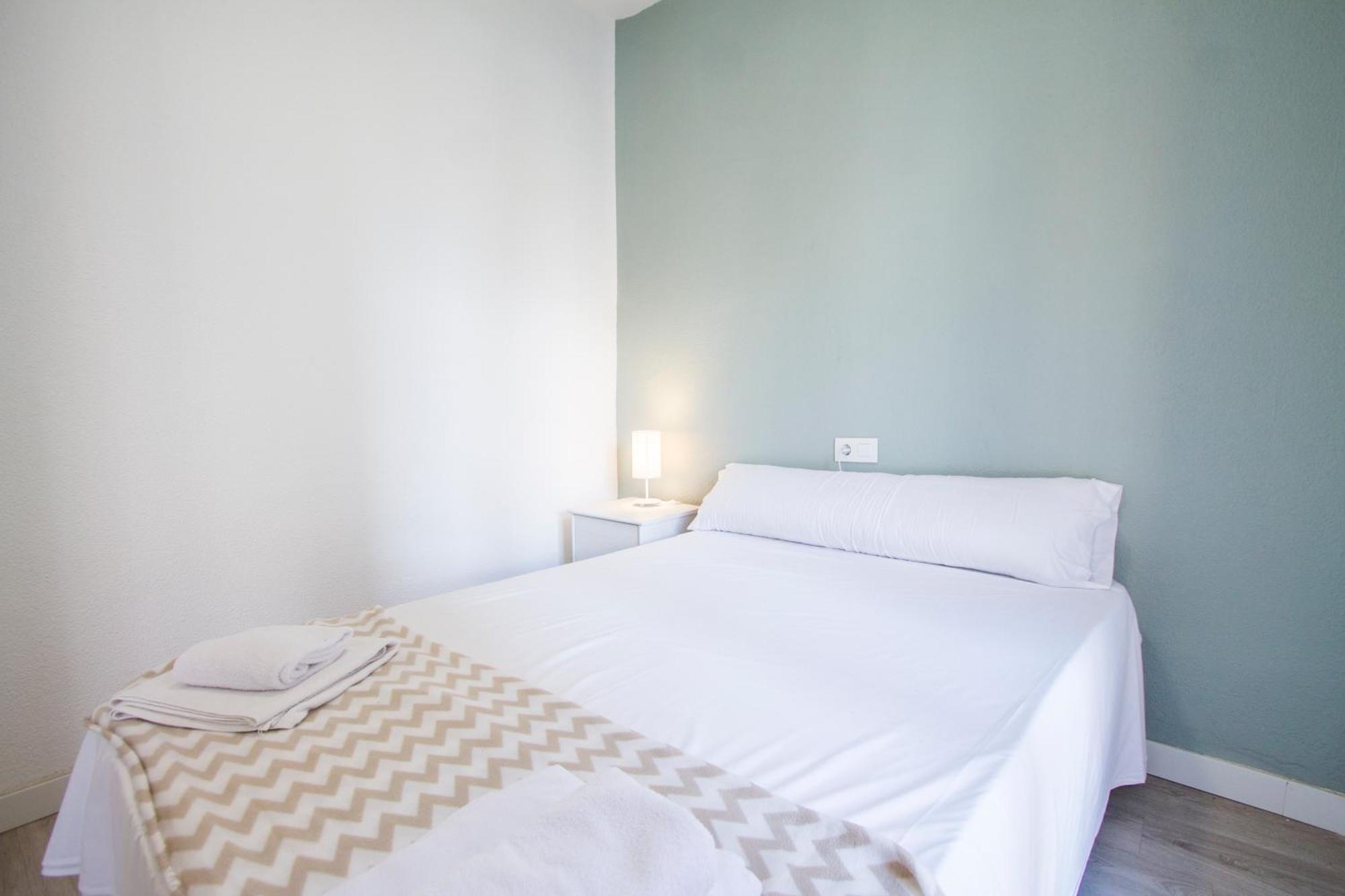 Apartamentos Tetuan Sandino Madrid Extérieur photo
