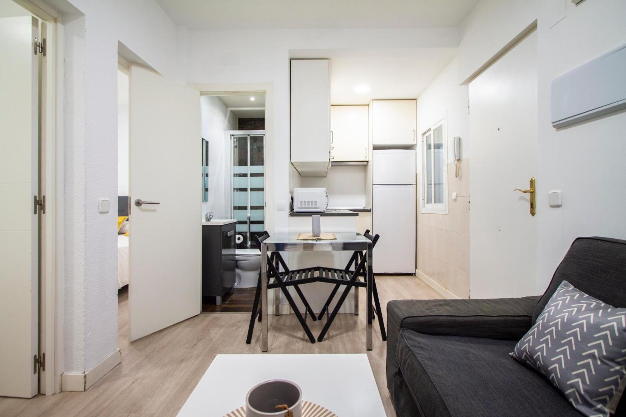 Apartamentos Tetuan Sandino Madrid Extérieur photo