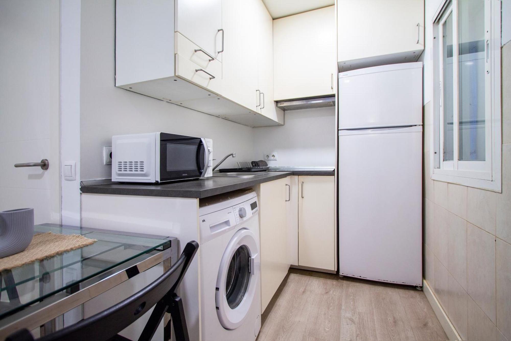 Apartamentos Tetuan Sandino Madrid Extérieur photo