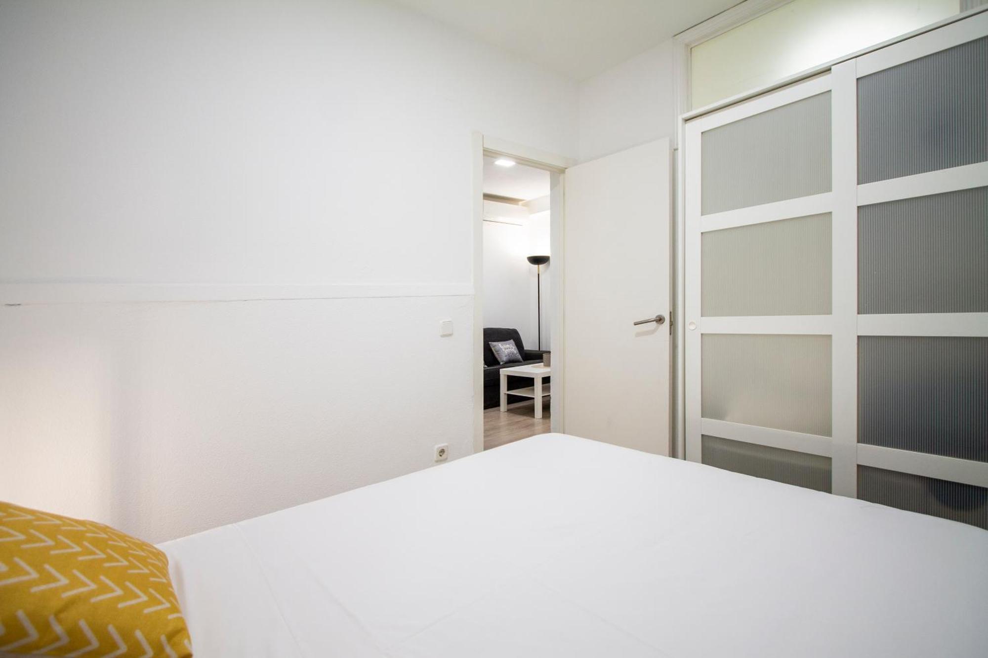 Apartamentos Tetuan Sandino Madrid Extérieur photo