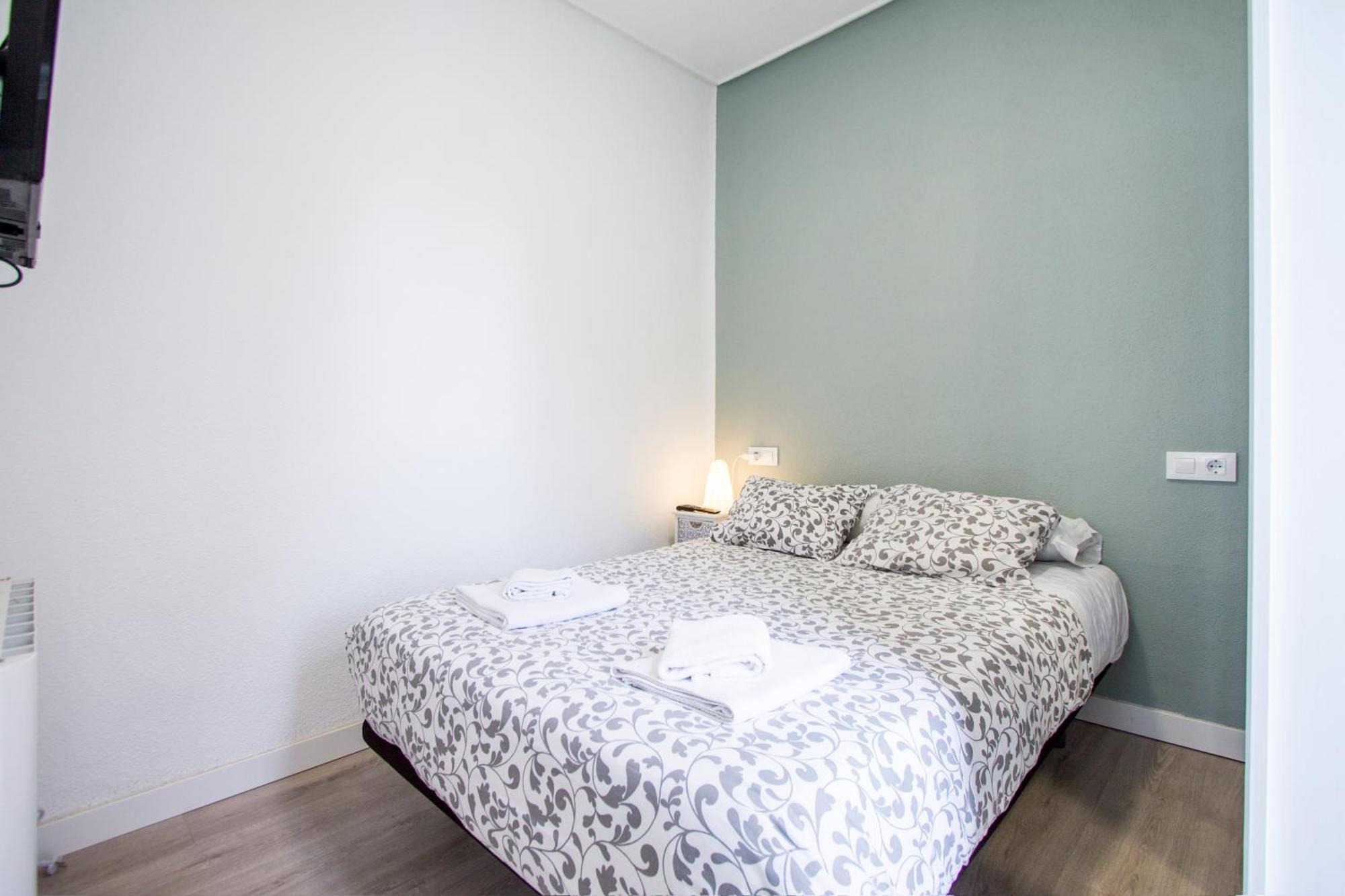 Apartamentos Tetuan Sandino Madrid Extérieur photo